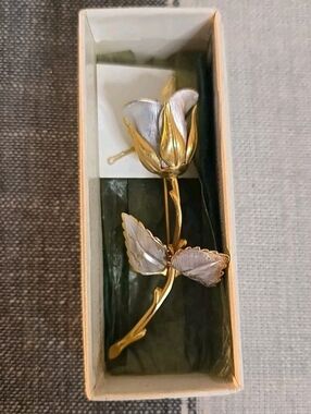 Rare Vintage Giovanni Gold And Silver-tone Rose Brooch New In Box